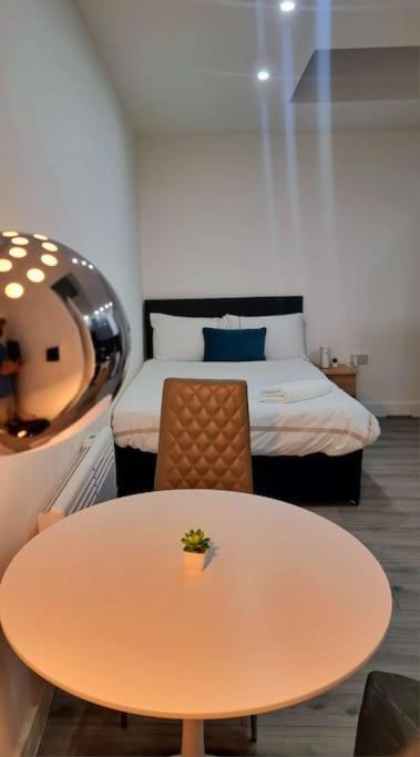 Brand New Collection Of Studios Close To Tube Station Londra Dış mekan fotoğraf